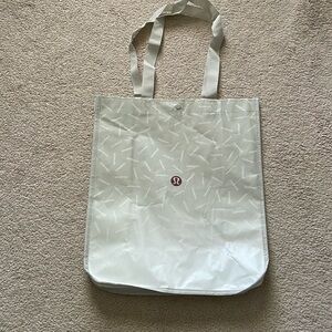 Lululemon Large White/Gray Ombré Shopping Bag